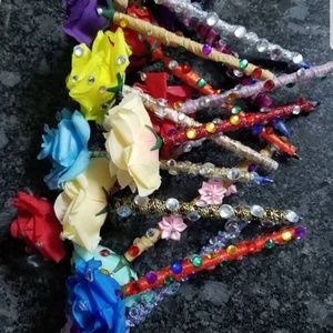 (6) scented bling rose pens
Made by December 
All